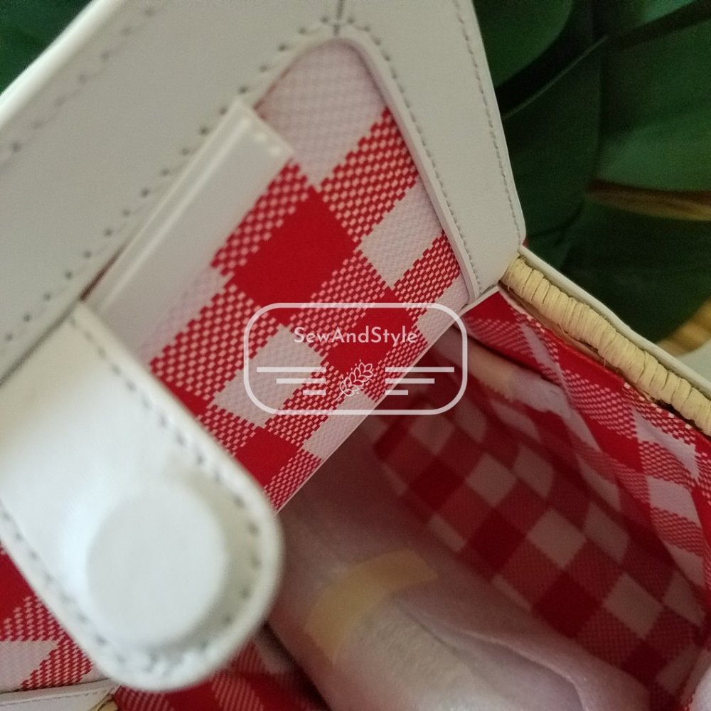 Kate Spade NWT Picnic Strawberry Wicker Basket Warm Beige plaid inside - Picture 11 of 13